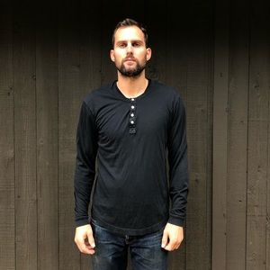 Black Buck Mason Henley